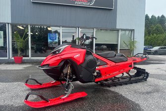 Lynx SHREDDER DS 3900 850 E-TEC 2023