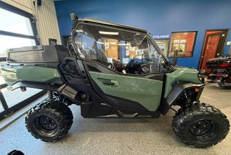 Can Am COMMANDER 700  2023