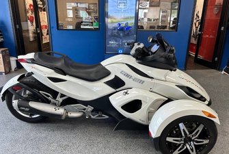 Can Am SPYDER RSS  2010