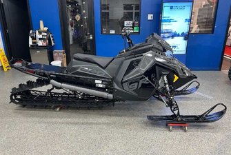 2025 Polaris PRO RMK 155 9R