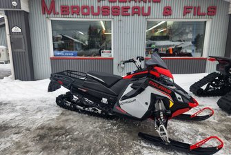 Polaris 650 VOYAGEUR 146 ES Démarreur électrique • Marche arrière 2022