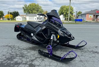 Polaris 850 INDY VR1 137  2022