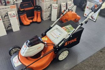 2025 STIHL RMA 510 V AVEC AP 300 ET CHARGEUR AL-301