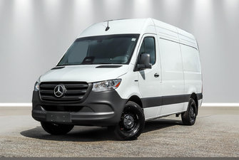 2025 Mercedes-Benz eSprinter Cargo Van 2500 Low Roof HO 144 RWD