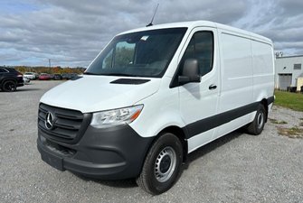 2024 Mercedes-Benz Sprinter 2500 144 Wheelbase Standard Roof RWD