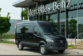 2025 Mercedes-Benz Sprinter 2500 144 Wheelbase High Roof RWD