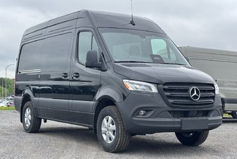 2025 Mercedes-Benz Sprinter Crew Van 2500 High Roof I4 Diesel HO 144