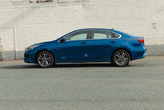 2022 Kia Forte (5) EX IVT