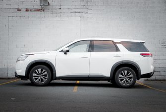 2022 Nissan Pathfinder S