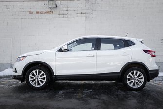 2022 Nissan Qashqai S