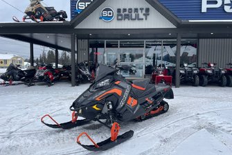 Les Sports Dault et frères | Snowmobile Polaris in our Les Sports Dault et frères | Snowmobile Polaris in our