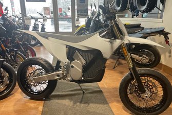 2026 STARK FUTURE VARG SM 60HP