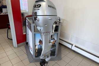 9999 Honda Marine BF9.9 power tilt with remotes long shaft