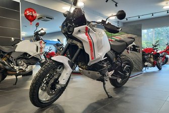Ducati Desert X  2025