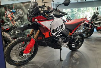 2025 Ducati Desert X DESERT X RALLY BIANCO