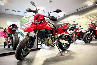 2024 Ducati HYPERMOTARD 698