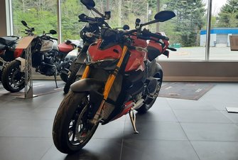 2025 Ducati STREETFIGHTER STREET FIGHTER 4V
