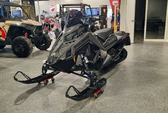 Polaris PATRIOT BOOST INDY VR1 137 Boost  2025