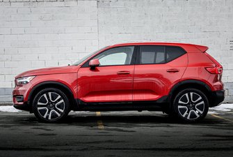 2021 Volvo XC40 Momentum