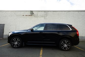 2020 Volvo XC90 Momentum