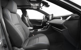 Toyota Rav4 2022 intérieur