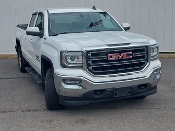 2017 GMC SIERRA K15 SLE | Cam | USB | Bluetooth | XM | Cruise
