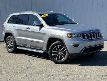 Jeep Grand Cherokee Limited | Leather | SunRoof | Cam | USB | HtdWheel 2017