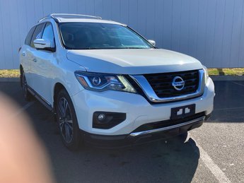 Nissan Pathfinder PLATINUM | Leather | MoonRoof | 7-Pass | Cam | USB 2019