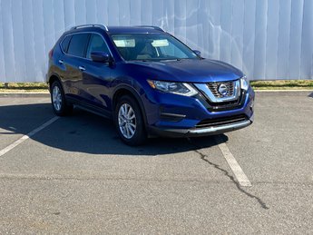 2019 Nissan Rogue SV | MoonRoof | Cam | USB | HtdWheel