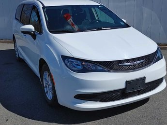 2022 Chrysler Grand Caravan SXT | HtdSeats | Cam | USB | Warranty to 2027