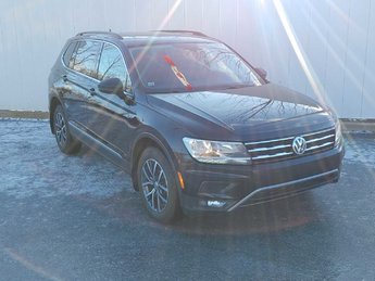 2019 Volkswagen Tiguan Comfortline | SunRoof | Cam | USB | XM | HtdSeats