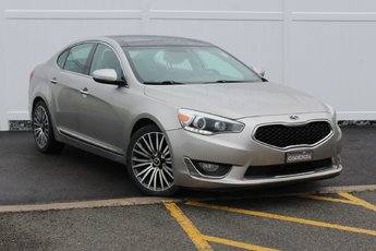 2014 Kia Cadenza Premium | Lthr | SunRoof | Cam | HtdSeats | Aux