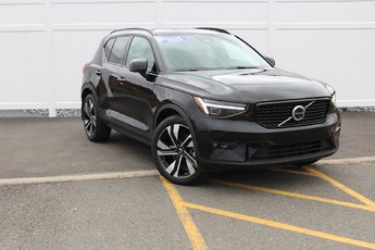 Volvo XC40 Plus Dark Theme | Roof | Lthr | Warranty to 2030 2025