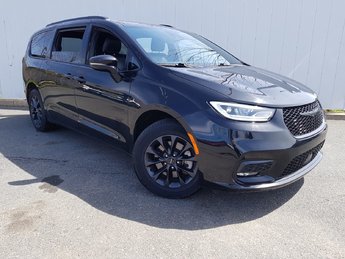 Chrysler Pacifica Touring L | Leather | Cam | USB | Warr to 2028 2022