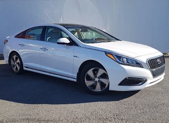 2016 Hyundai Sonata Hybrid Limited | Leather | Roof | Nav | Cam | USB