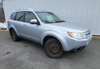 2013 Subaru Forester 2.5X Limited AWD | Leather | USB