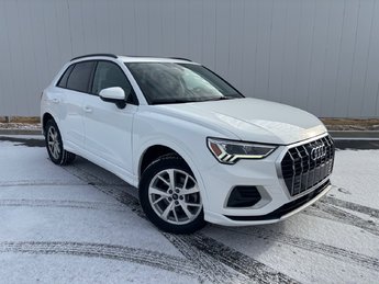 Audi Q3 Komfort | Leather | Roof | Cam | Warranty to 2025 2022