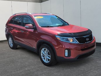 2015 Kia Sorento LX V-6 | Cam | USB | HtdSeats | Bluetooth |