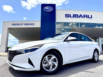 Hyundai Elantra Essential 2023