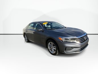 Volkswagen Passat HIGHLINE | Leather | Sunroof | Cam | RemoteStart 2021