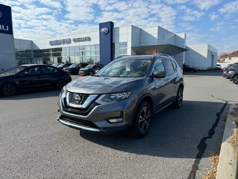 Nissan Rogue  2020