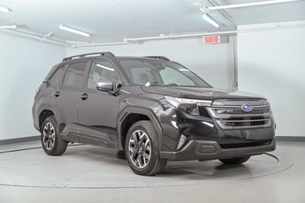 2025 Subaru Forester Touring // CAMÉRA DE RECUL, BANC CHAUFFANT, TOIT P