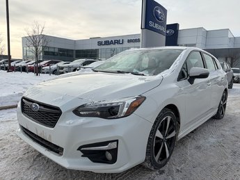 2019 Subaru Impreza Sport-tech // TOIT OUVRANT, BANCS CHAUFF, CARPLAY,