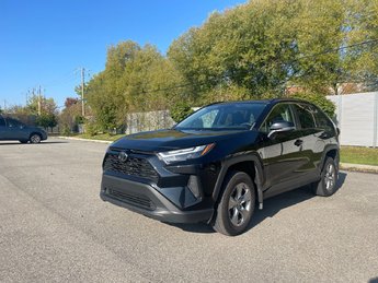 Toyota RAV4 XLE 2022