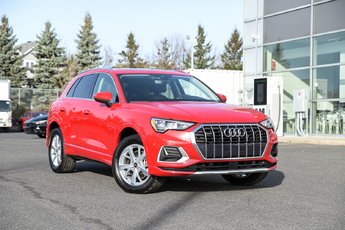 Audi Q3 Progressiv Carplay Toit pano Volant chauffant 2022