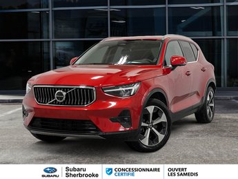 2025 Volvo XC40 Plus Bright Theme