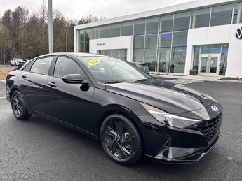 2023 Hyundai Elantra Preferred IVT w-Tech Pkg