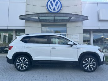 Volkswagen Taos Comfortline 4MOTION/Toit panoramique 2023