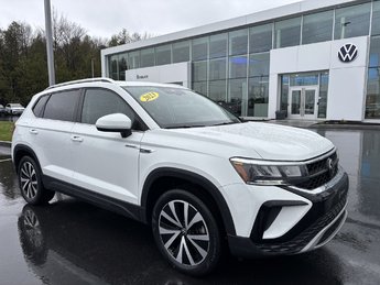 2023 Volkswagen Taos Comfortline 4MOTION -Ltd Avail-