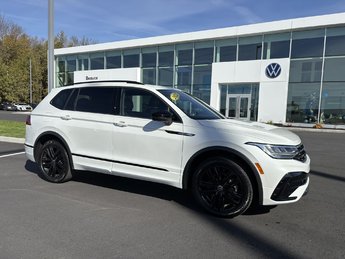 Volkswagen Tiguan Comfortline R-Line Black Edition 4MOTION 2022